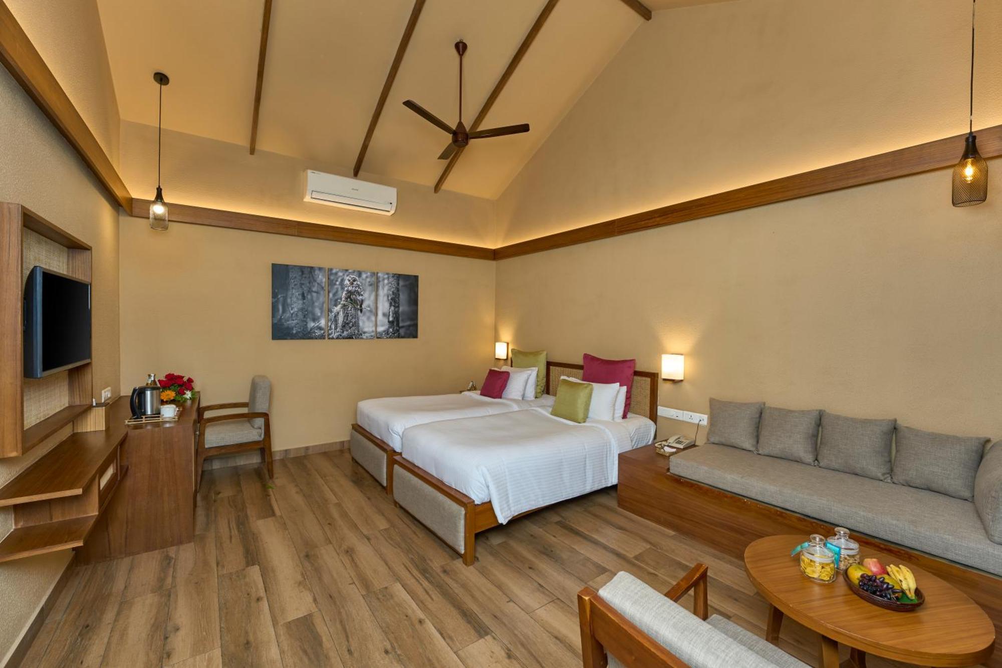 Cardamom County By Xandari Hotel Thekkady Bagian luar foto