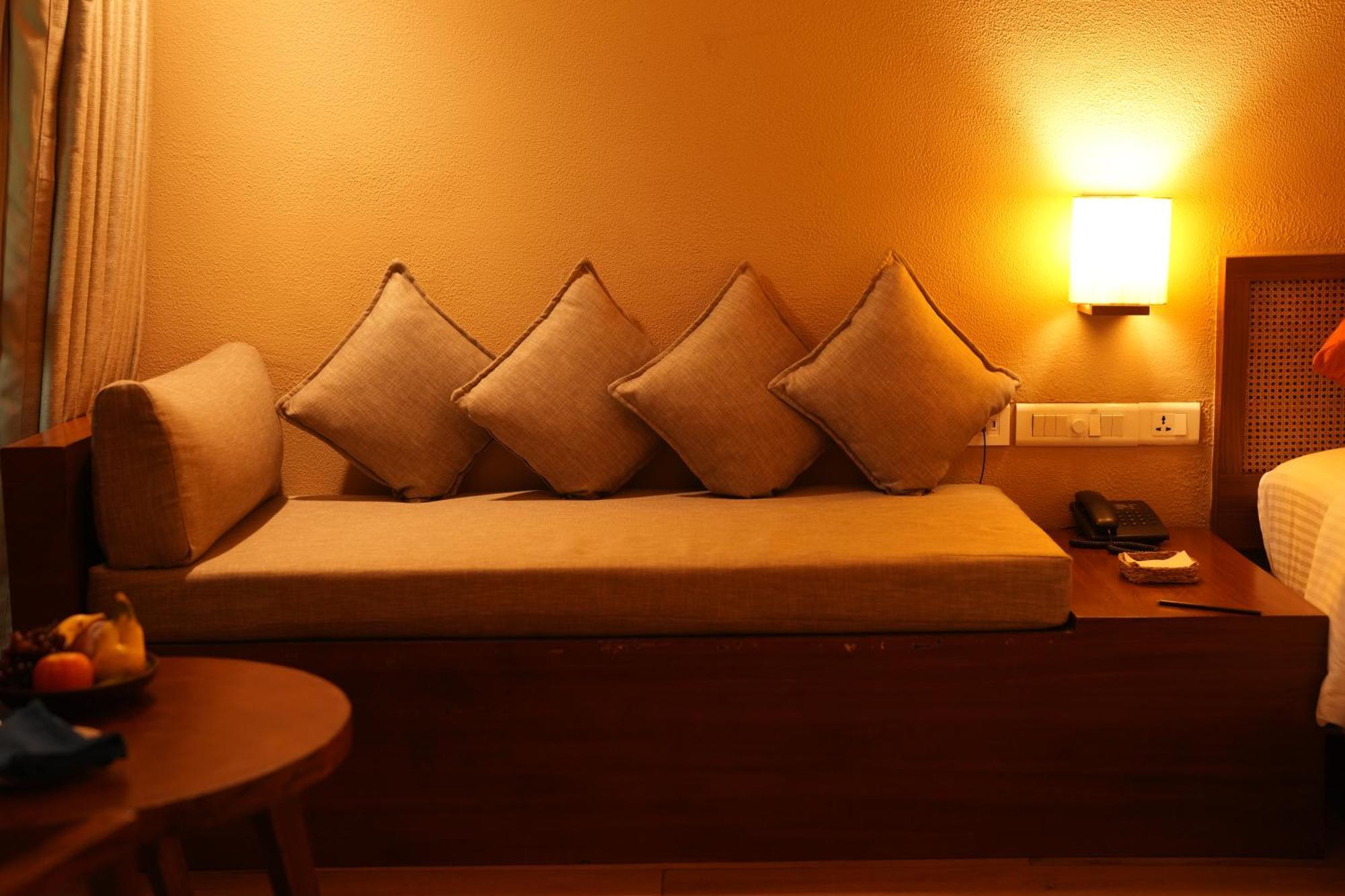 Cardamom County By Xandari Hotel Thekkady Bagian luar foto